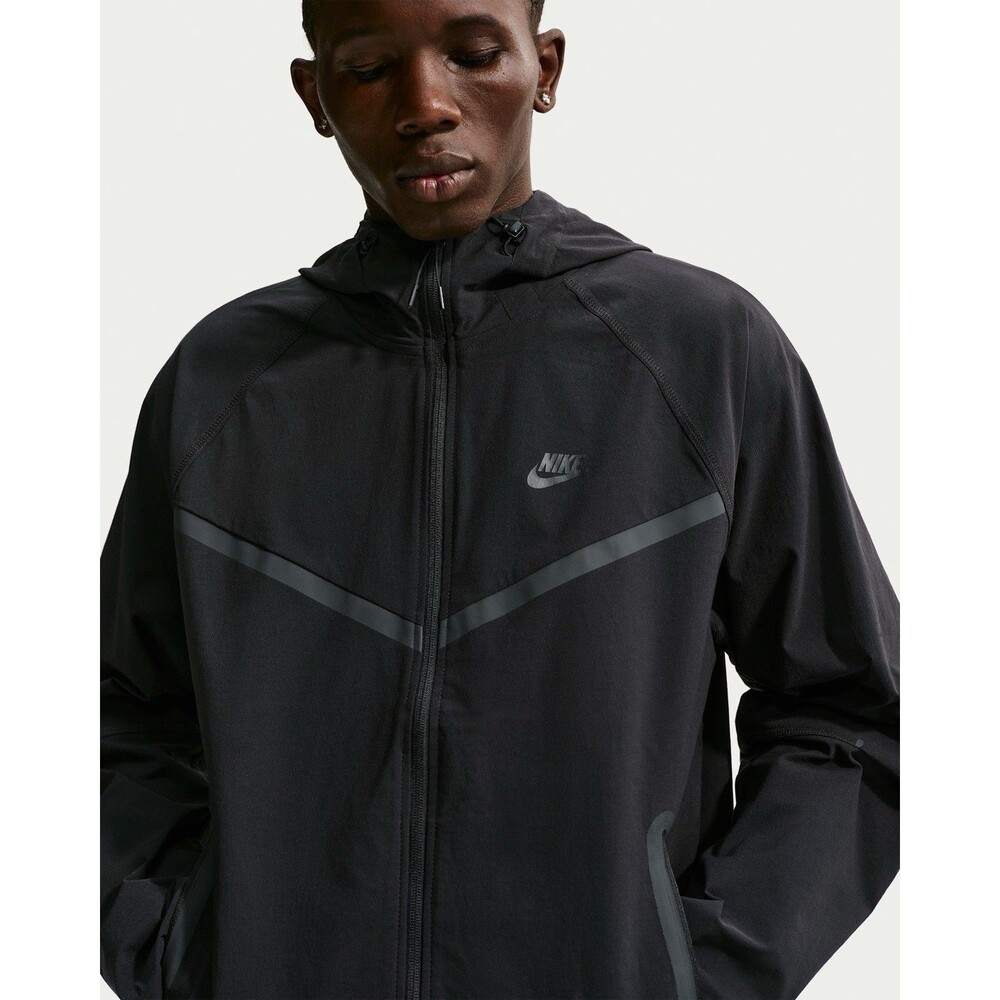 Nike Tech Woven Jacket - Picture 4 of 11